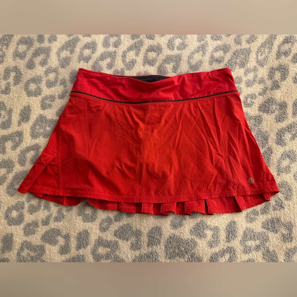 Lululemon running skirt pleated poppy red size 6